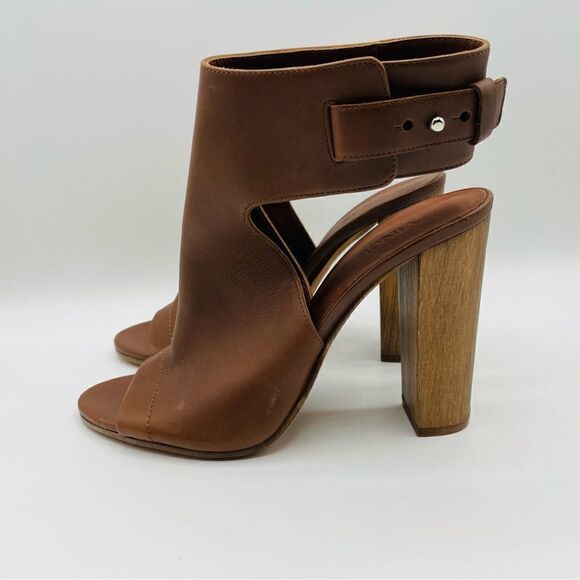 Vince Open Toe Ankle Strap Heeled Leather Sandals - Picture 1 of 7